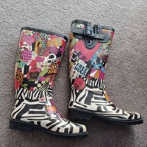 Walking Work Of Art Rain Boots